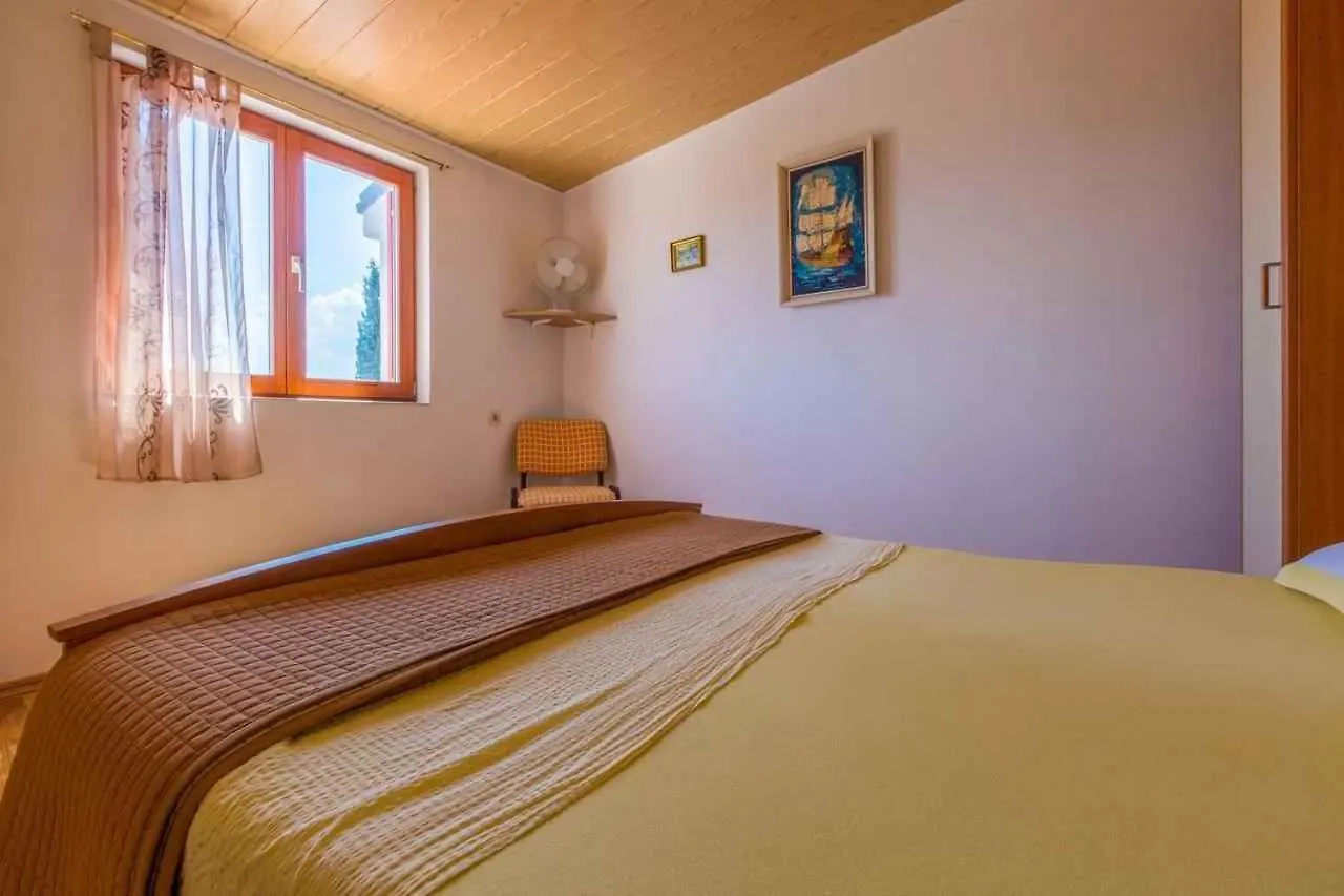 Apartment In Crikvenica 13731